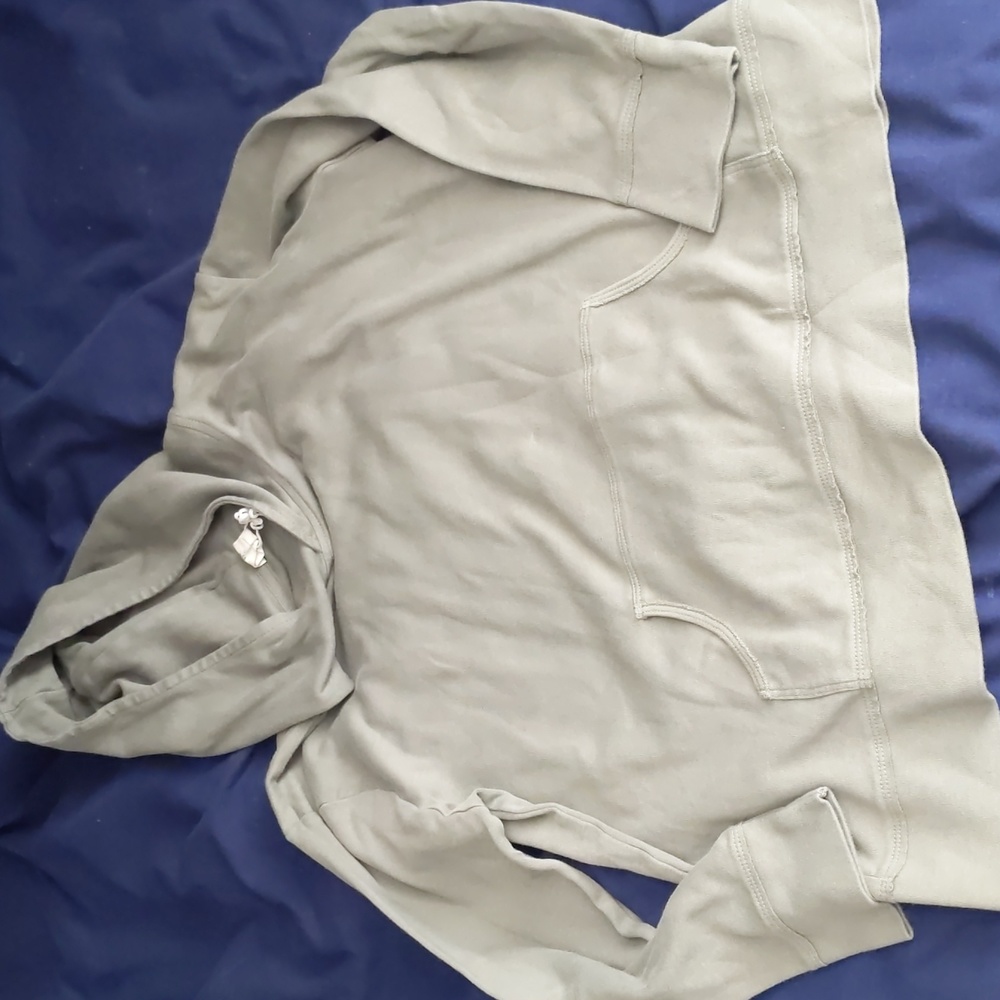 Kate Quinn Boxy Fit Sweatshirt